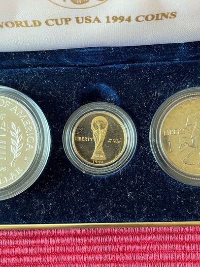 USA 1994 Gold Coin 5 Dollar Proof Coin Set + Silver
