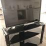 32 inch Tv and stand Image 4