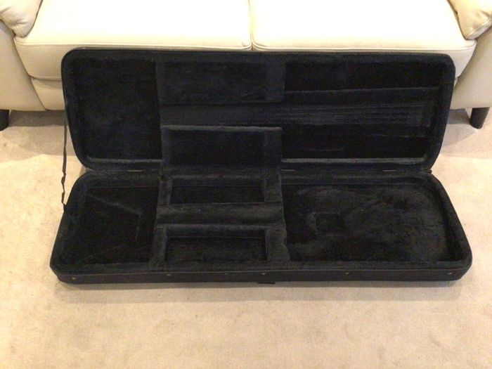 Sadowsky Guitars bass guitar case - excellent condition