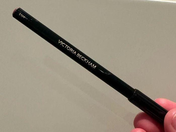 Victoria Beckham lip liner