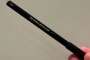 Victoria Beckham lip liner