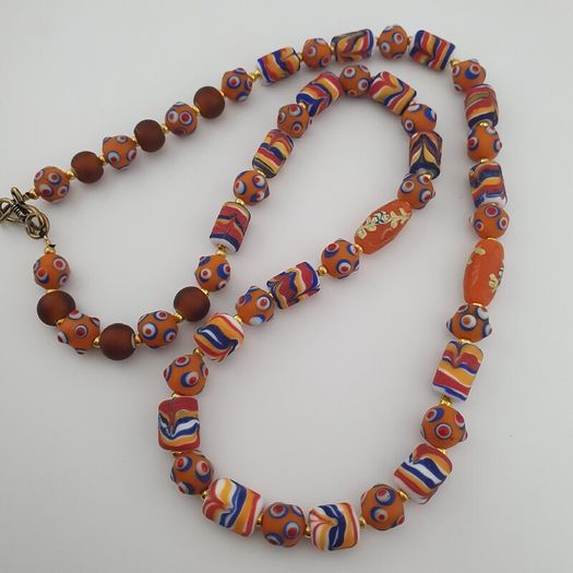 Vintage Venetian Style Skunk Eyes & Feather Desgin Glass Beads Necklace