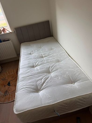 2ft 6 Single bed with matress
