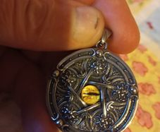 pentagram pendant cats eye