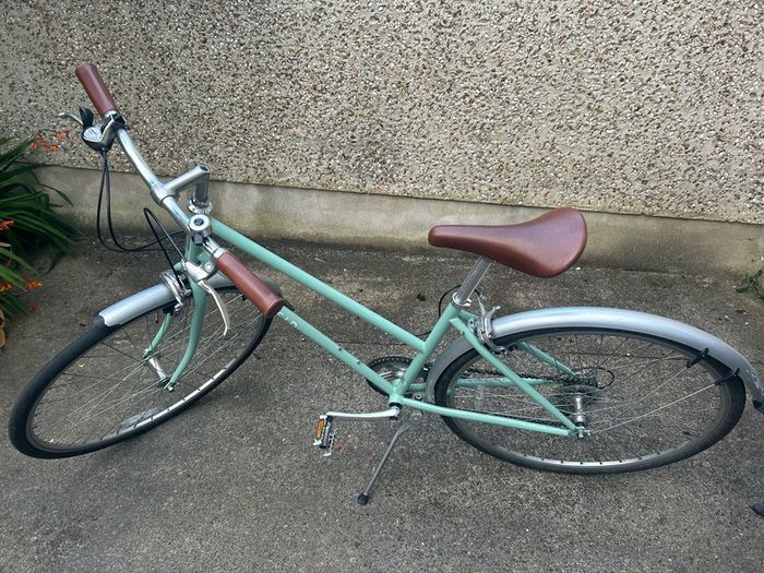 Vintage Style City Bike - Excellent Condition - Available from 1st of October