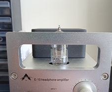 Headphones Preamplifier V.A.L. E-10