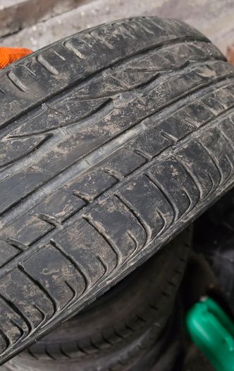 225/45R17 Tyre 90%