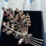 Beautiful Vintage Brooch Image 3