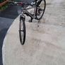 hybrid bike Image 2