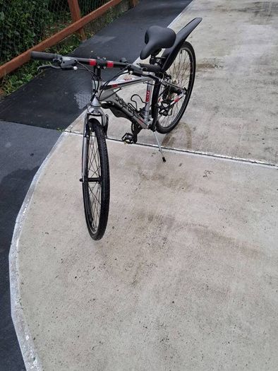 hybrid bike