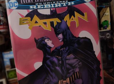 Batman ! Issue #24 ! key Issue ! Original Proposal to Catwoman ! 2017 ! by DC Comics !