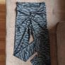 Black Zebra Print High Waist Sports Leggings and Cropped Top, size S  NEW LOOK Image 7