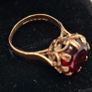 A stunning vintage 9ct yellow gold Image 2
