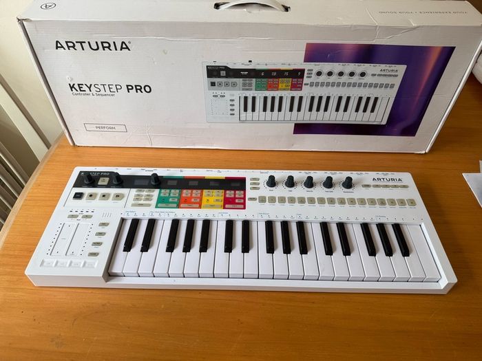 Arturia Keystep Pro
