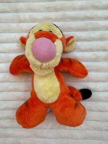 Disney Tigger Floppy Posh Paws Used Please look at the pictures