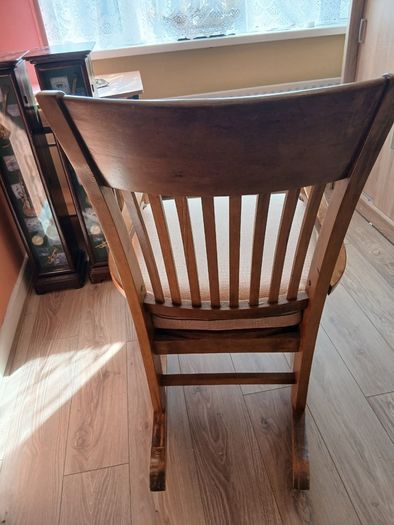 Solid wood rocking chair