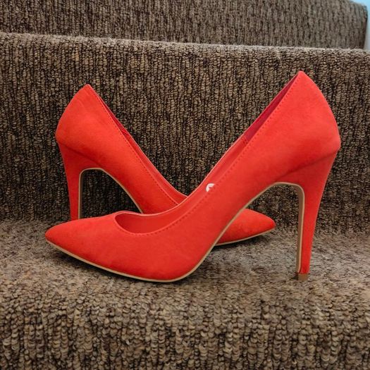 Coral high heels, size 6