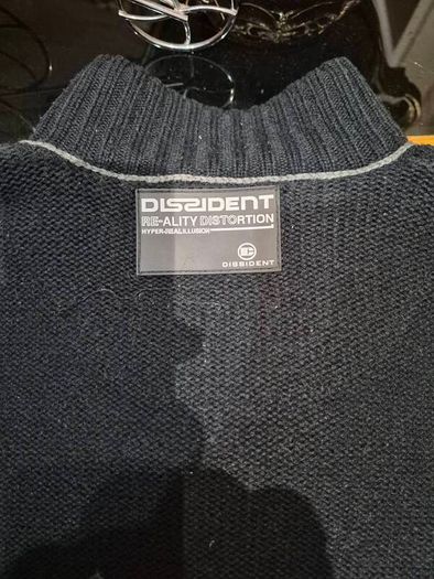 Dissident  Jumper