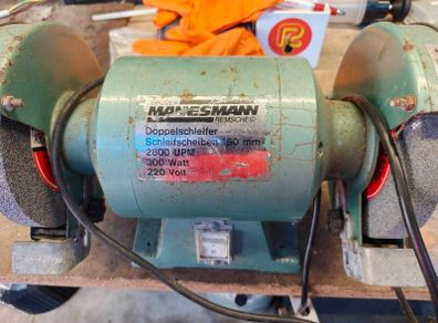 Bench grinder