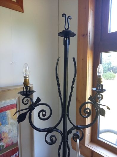 Arts & Crafts Gothuc Lamp