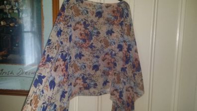 Brand new oversize floral blouse Atmosphere size UK10 EUR38 Postage included