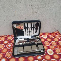 Vintage travel case possible to post