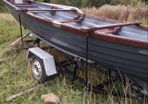 19ft Fibre Glass Boat & Carrier