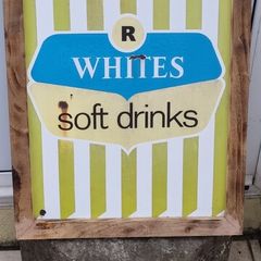Enamel sign