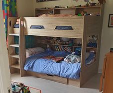 Kids bunk bed with 2 mattresses