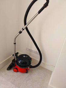 Henry 200 hoover