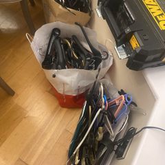 Plastic clothes hangers