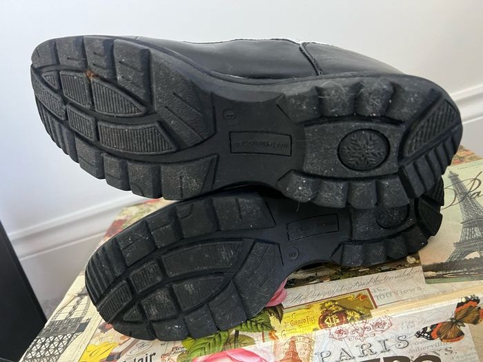 boots shoos size 6