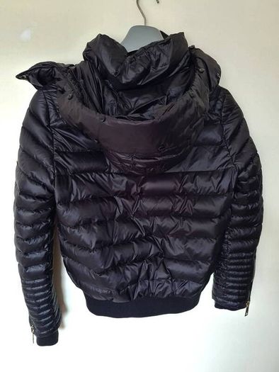 Holland copper down puffer jacker Size medium Pit to pit 20" black Hooded in good condition