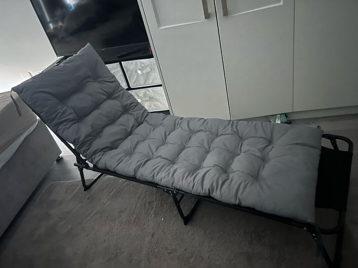 foldable camp bed + mattress