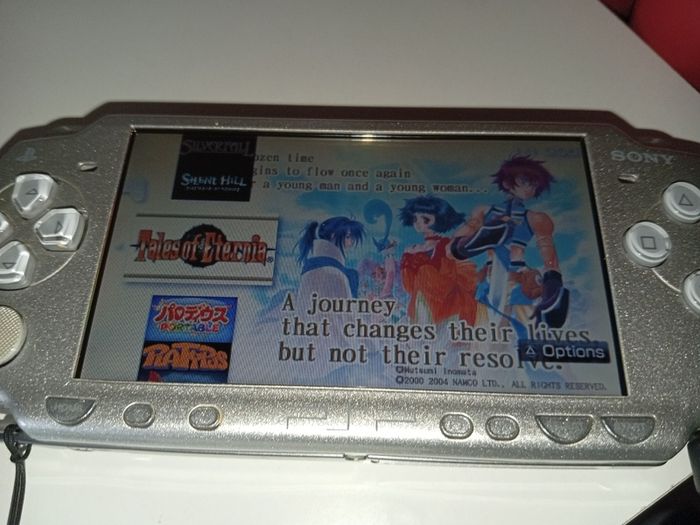 Sony Silver PSP 2003 Console - Works with Digital Games but wont load UMD Disks 16gb sd inc