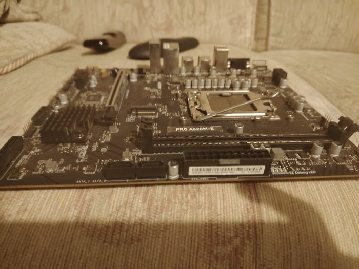 MSI Pro A620M-E ( Socket AM5 Motherboard )