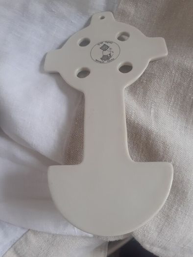 Donegal Fine Parian China Celtic Font