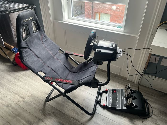 Playseat + Logitech G29