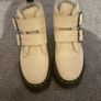 Dr Marten Devon Loveheart Cream Leather Image 8