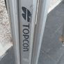 Topcon TP-110 heavy-duty aluminum tripod Image 5
