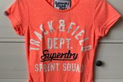 Superdry t-shirt / top for women / ladies, in very good condition. Size XS.