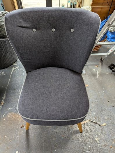 Reading chair