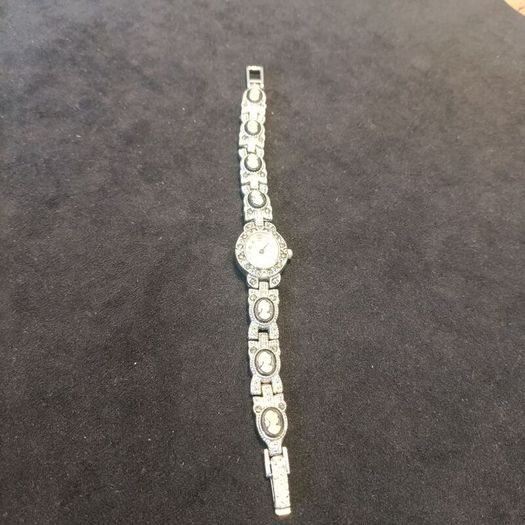 watch LAVONI womens made in Japan