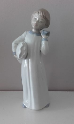 Zaphir Figurine