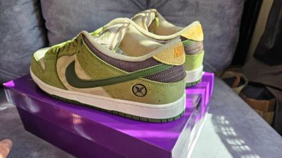 Nike SB dunk low YUTO UK12