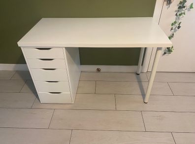 White wooden desk