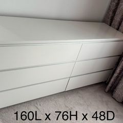 Chest of drawers