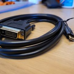 DVI-D to USB C cable. 1.8m