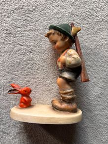Vintage Goebel Figurine