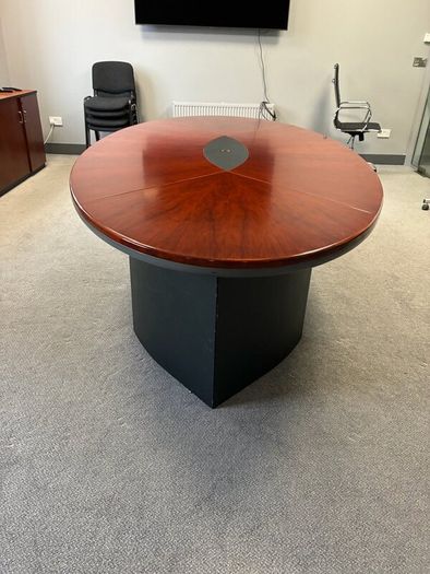 Large boardroom table 2.7m